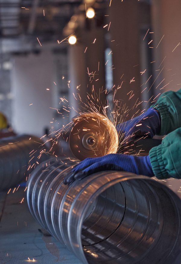 arc-welding-steel-construction-site